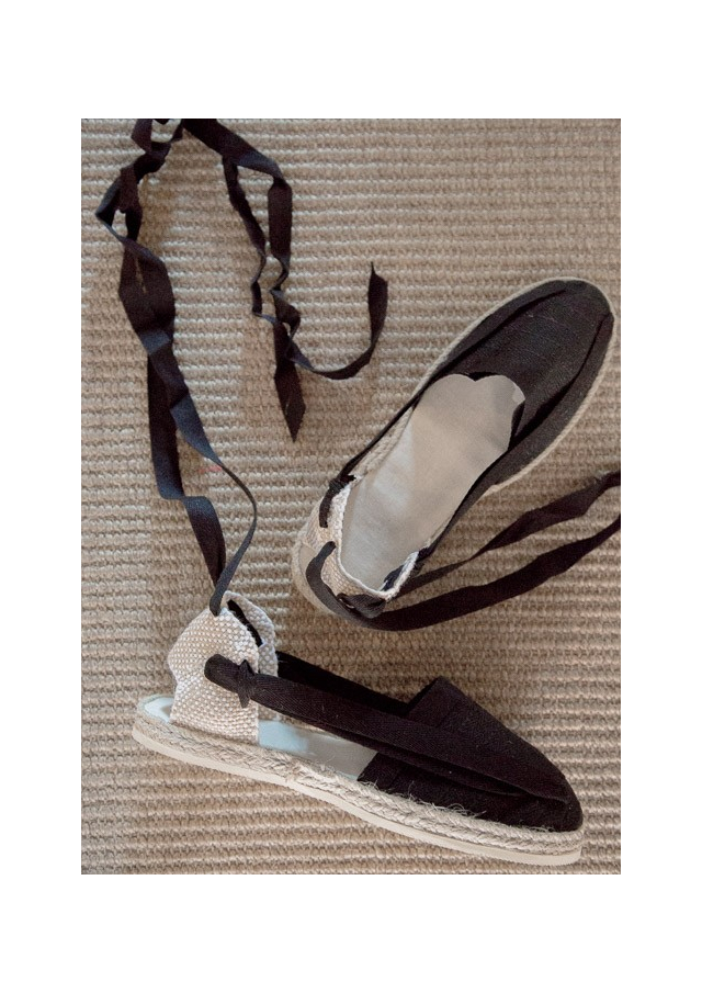 espadrilles with laces