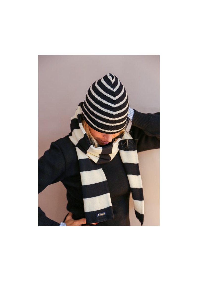 Le bonnet de quart de la marine Le bonnet de quart de la marine