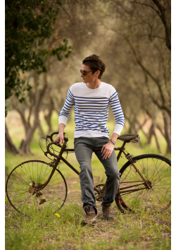 The striped sailor sweater