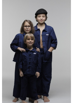 The Chinese traditional blue workwear