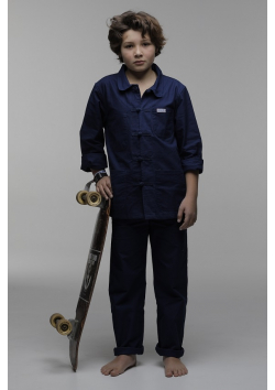 The Chinese traditional blue workwear