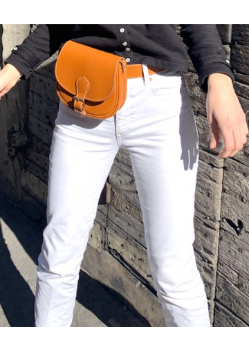 The mini hunting waist bag
