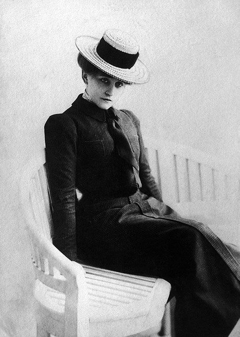 Colette en canotier